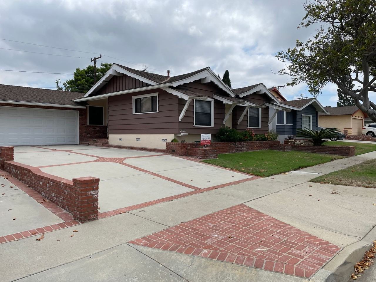 25218 Andreo Ave - Photo 3 of 17