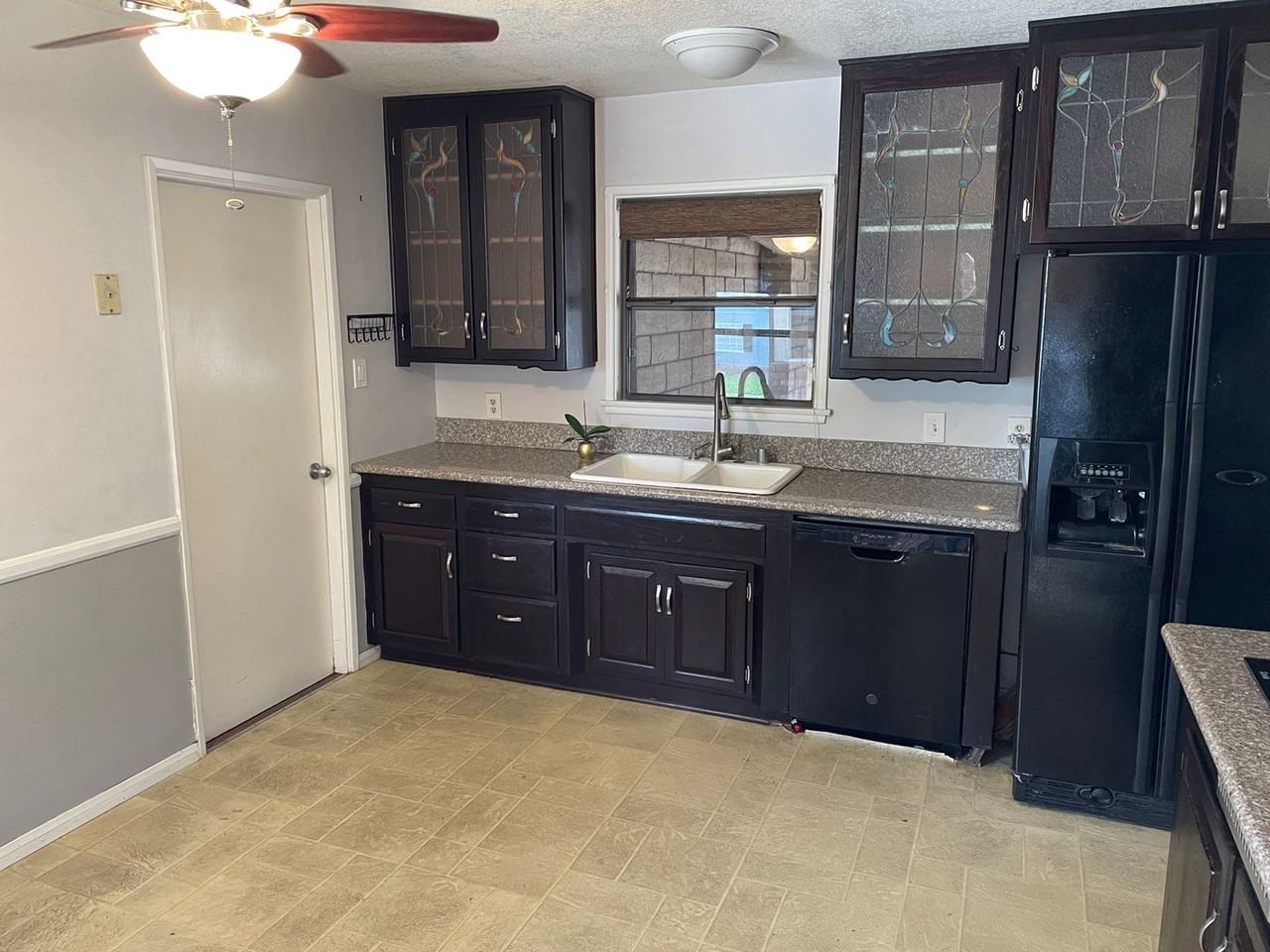 25218 Andreo Ave - Photo 7 of 17