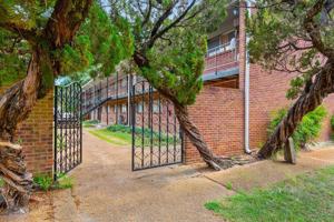 featured image of 200 Lonnie T Jenkins Dr