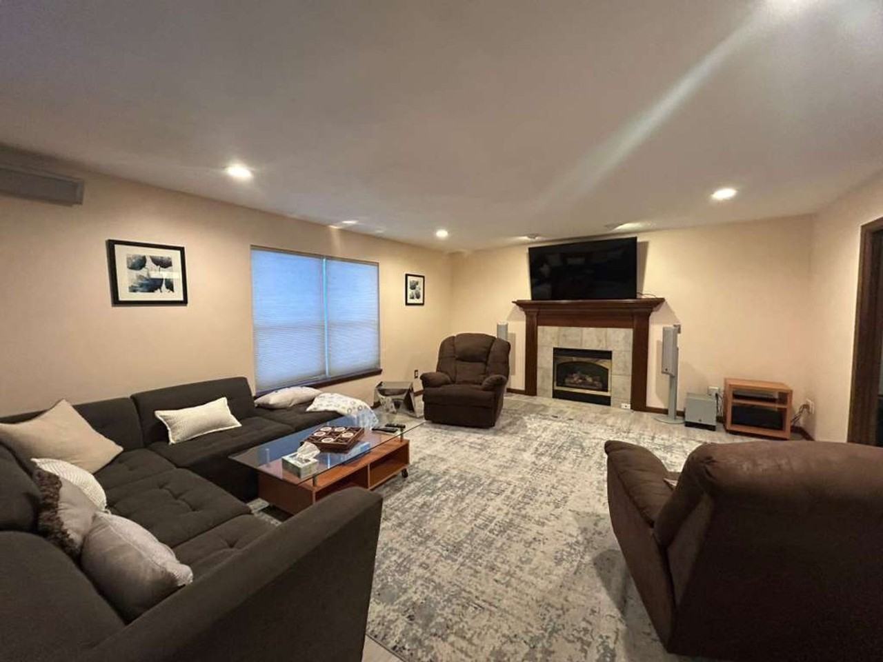 6289 Hastings Dr - Photo 2 of 37