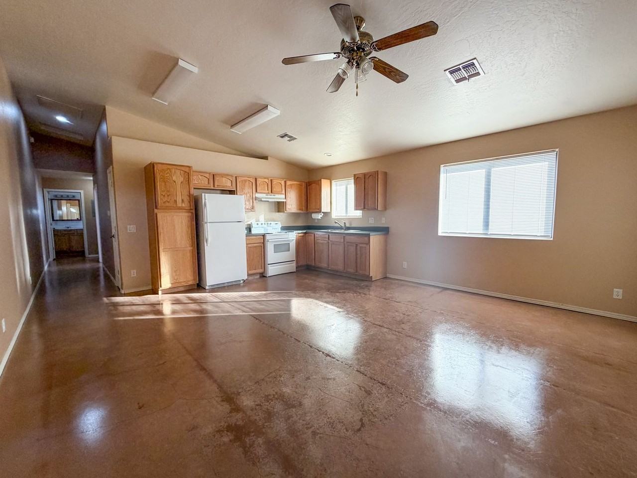 4666 E Beaver Creek Rd - Photo 3 of 12