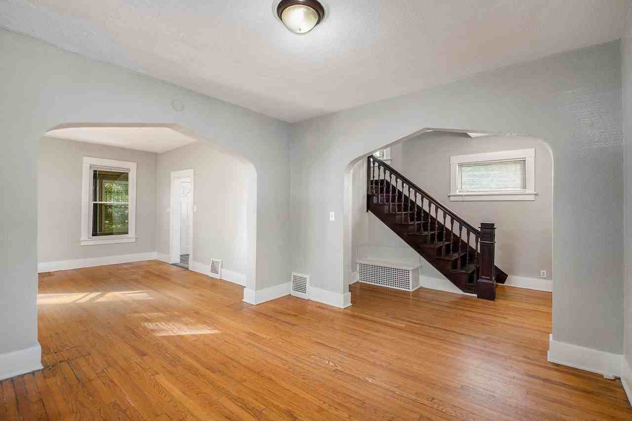 1214 S 25th Ave - Photo 5 of 30