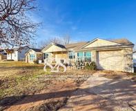 4517 Se 28th St - Photo 1 of 1