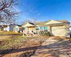 featured image of 4517 Se 28th St