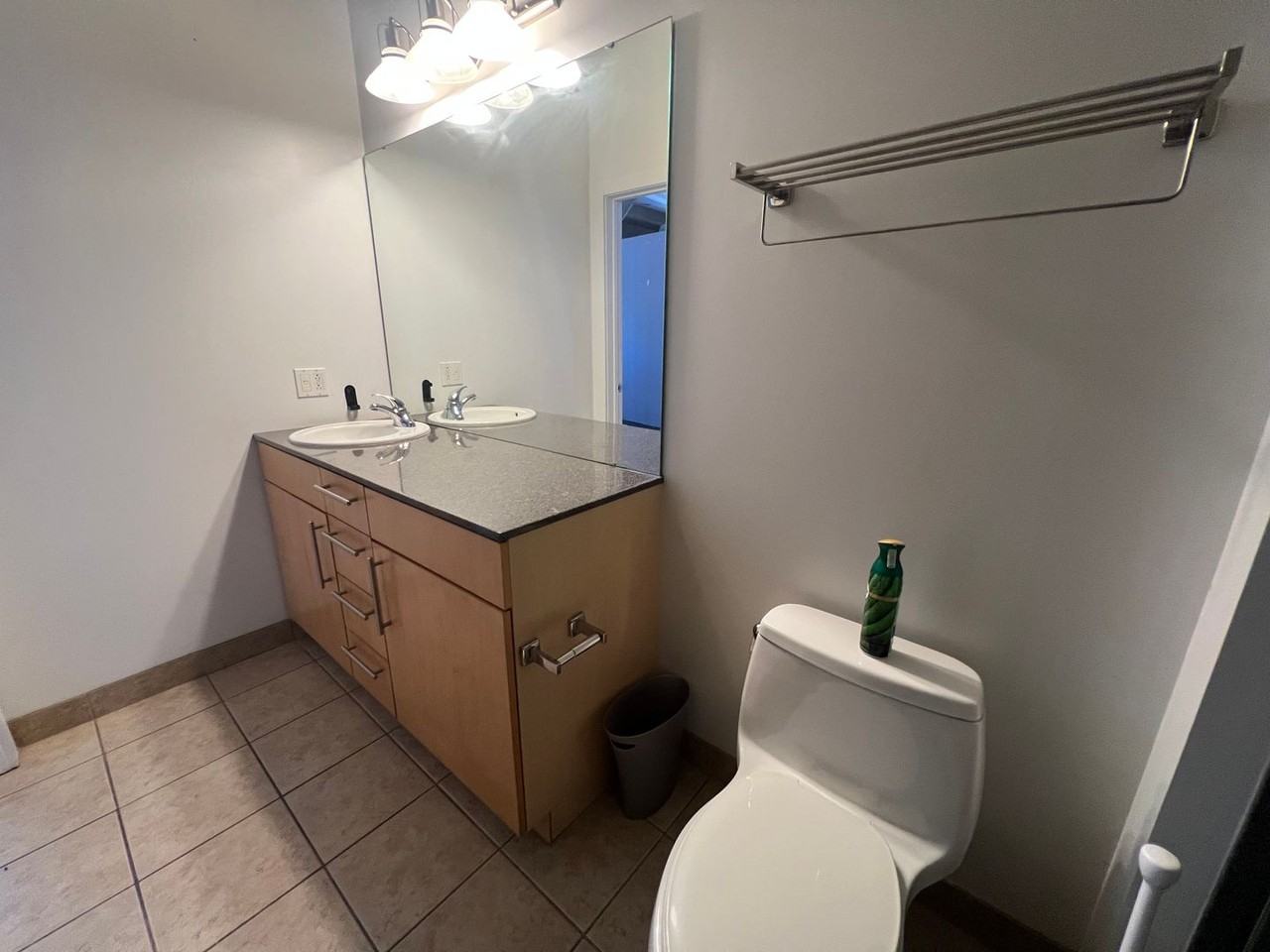 1619 Washington Ave #403 - Photo 7 of 10