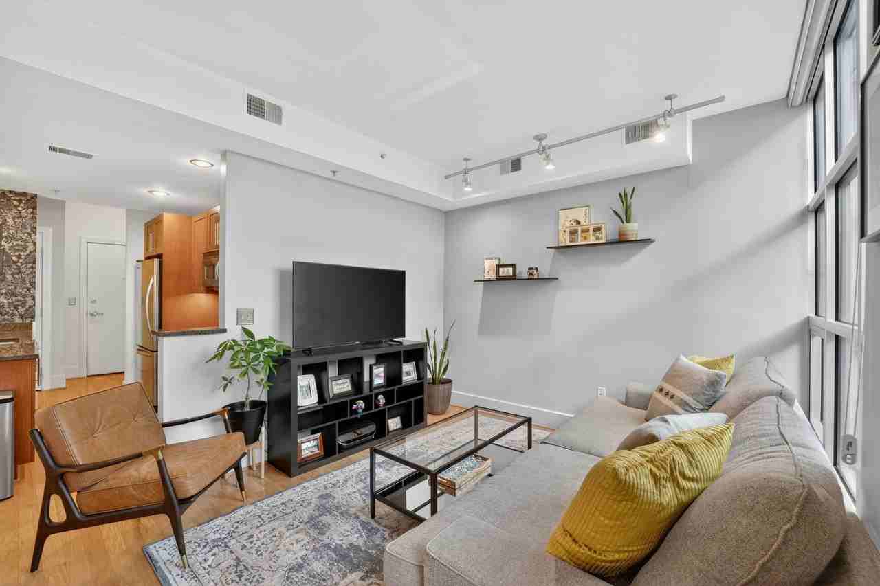 2100 1st St Nw #G06 - Photo 7 of 20