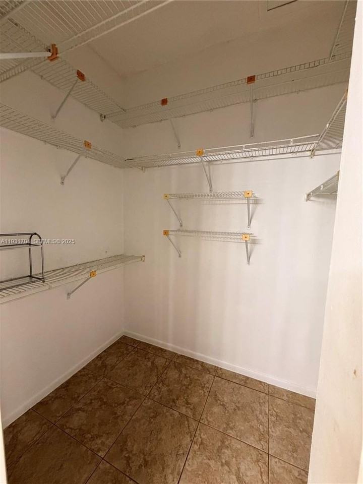 7460 La Paz Blvd #310 - Photo 5 of 27