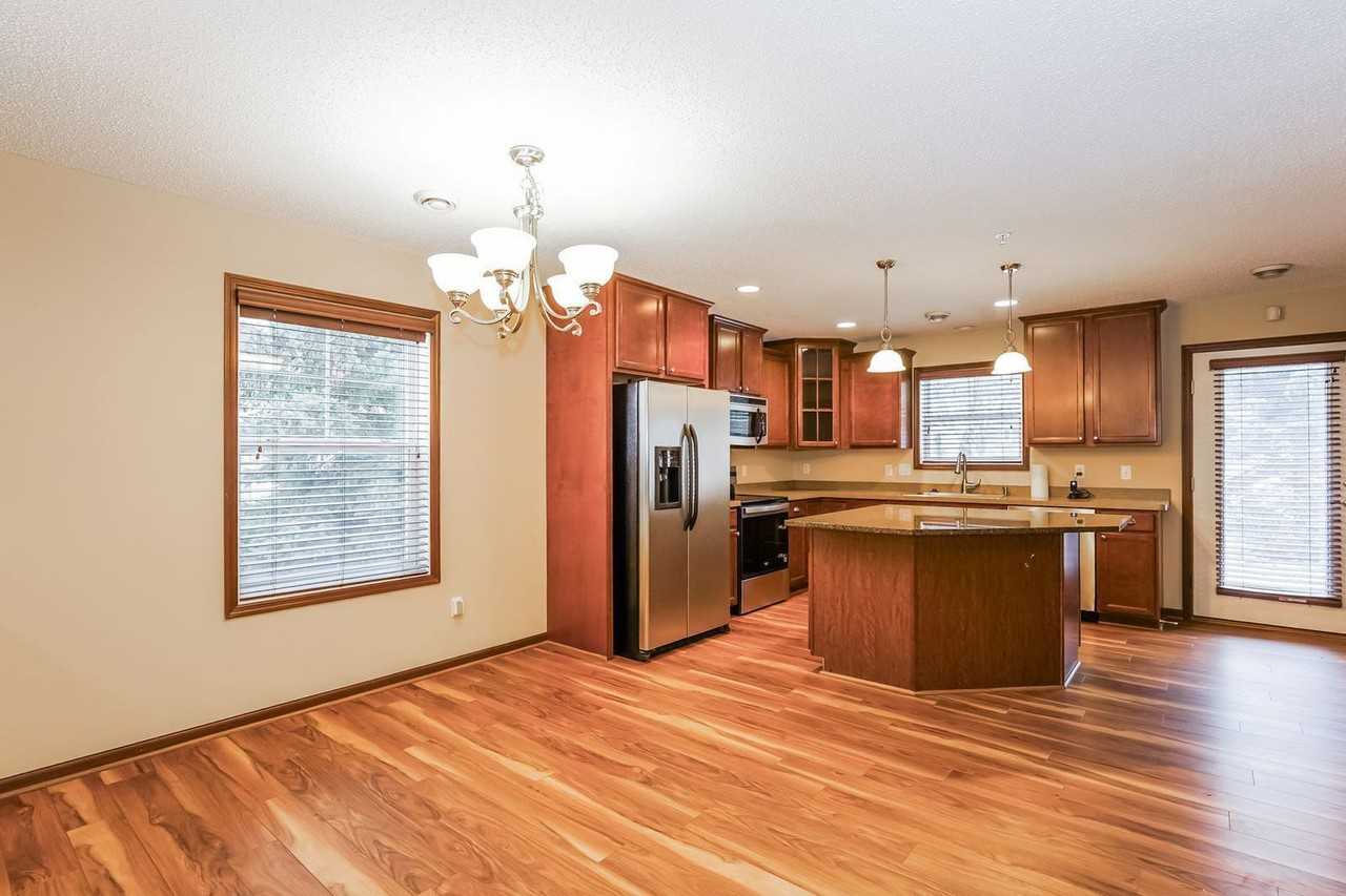 15640 60th Ave N - Photo 4 of 31