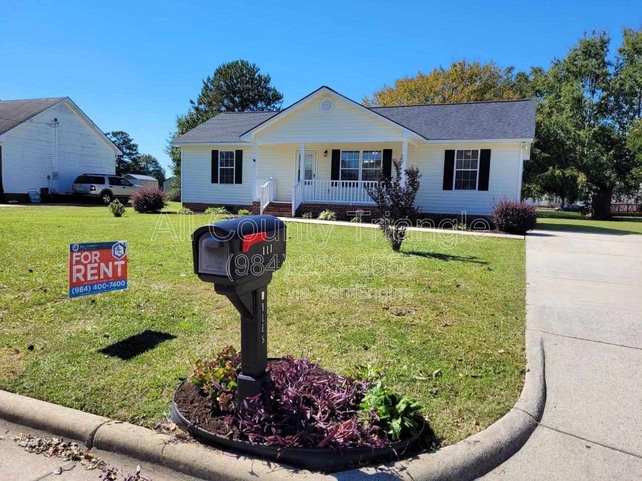 111 Sunset Dr - Photo 3 of 28