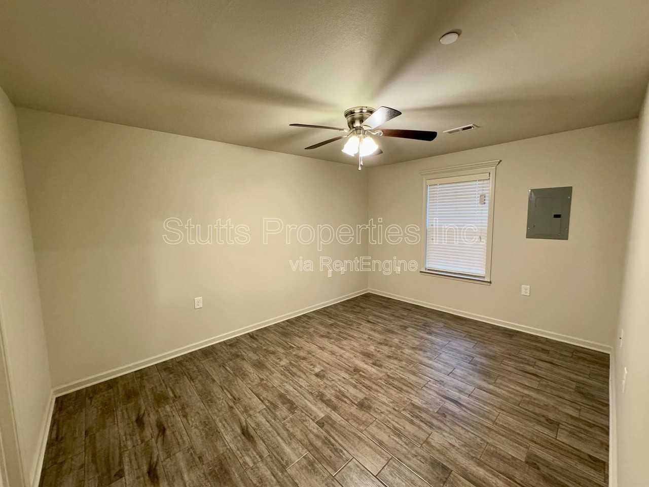 104 Spindle Ct #601 - Photo 6 of 8