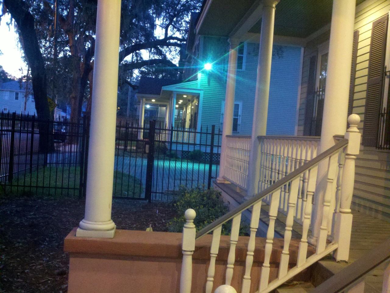 406 E 38th St - Photo 6 of 17