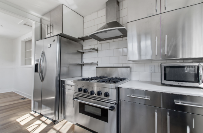 1316 N Occidental Blvd - Photo 4 of 19