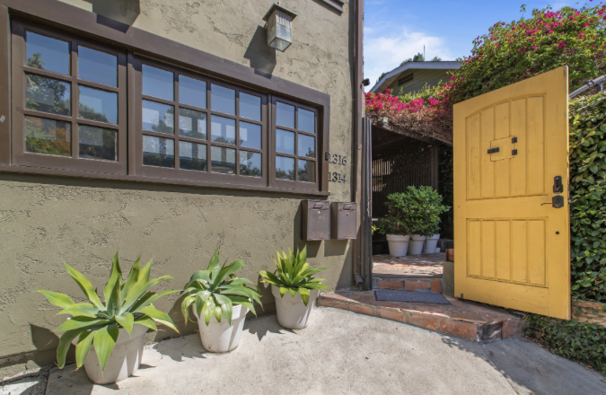 1316 N Occidental Blvd - Photo 5 of 19