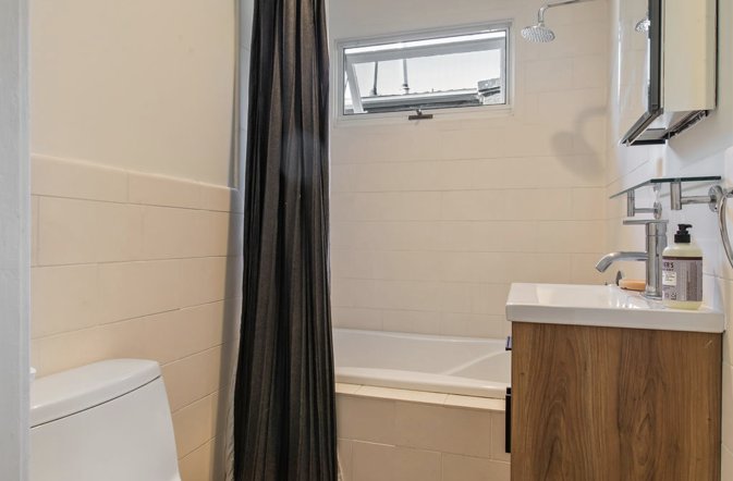 1316 N Occidental Blvd - Photo 7 of 19