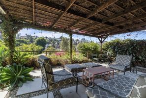 featured image of 1316 N Occidental Blvd