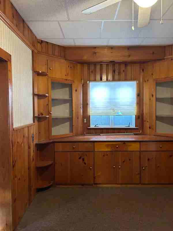 951 Lincoln St ##B - Photo 2 of 8