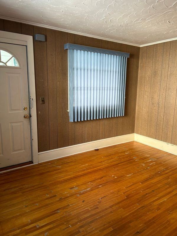 951 Lincoln St ##B - Photo 6 of 8