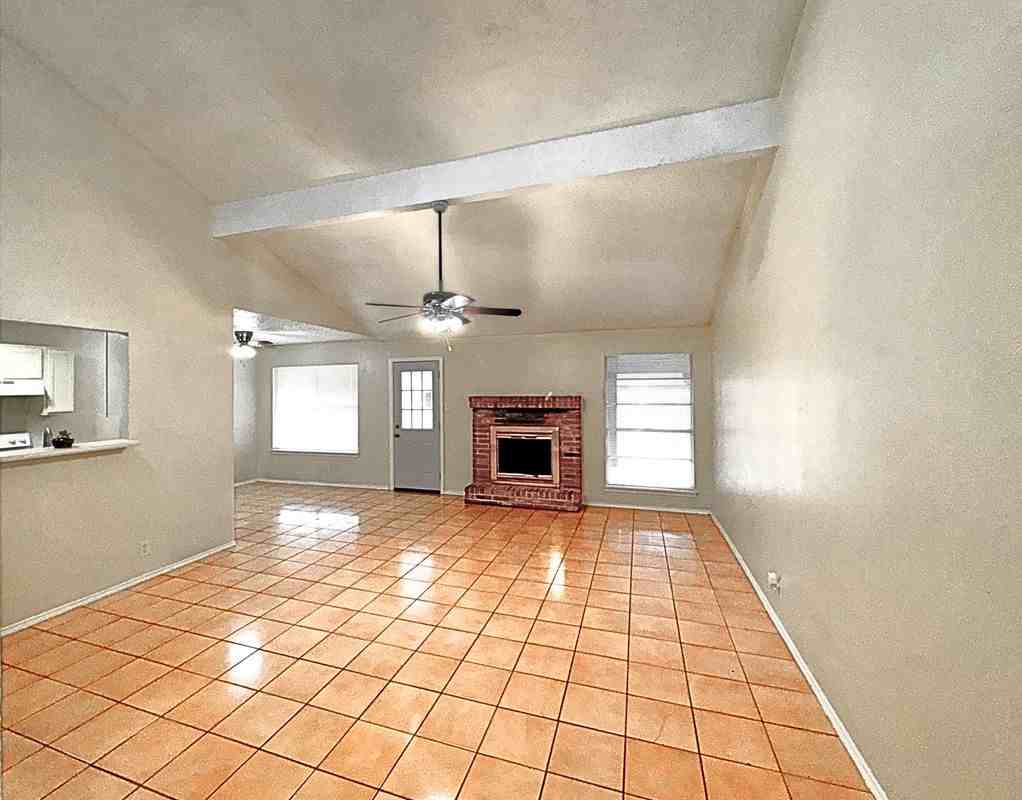 14930 Moss Arbor - Photo 2 of 19