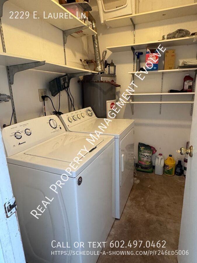 2229 E Laurel Ln - Photo 7 of 23