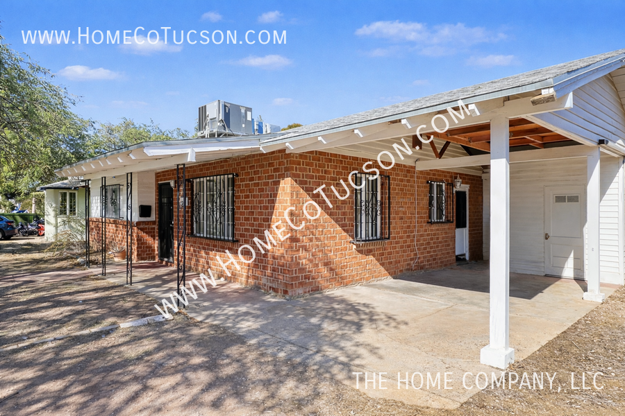 2607 E Beverly Dr - Photo 2 of 24