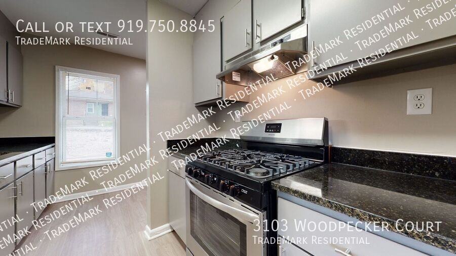 3103 Woodpecker Ct - Photo 2 of 13