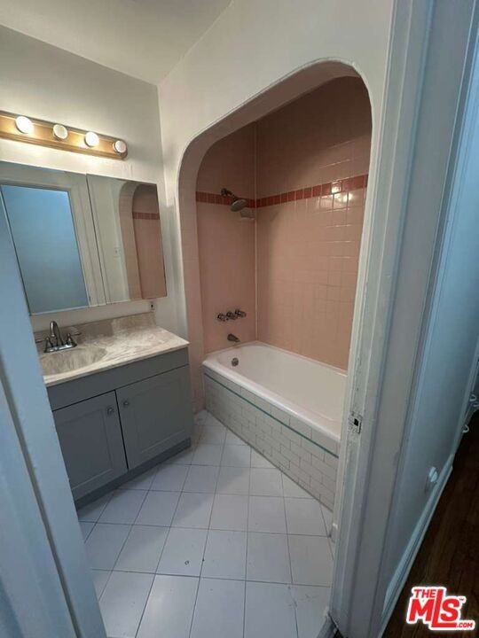 509 N Vista St #509 - Photo 3 of 17