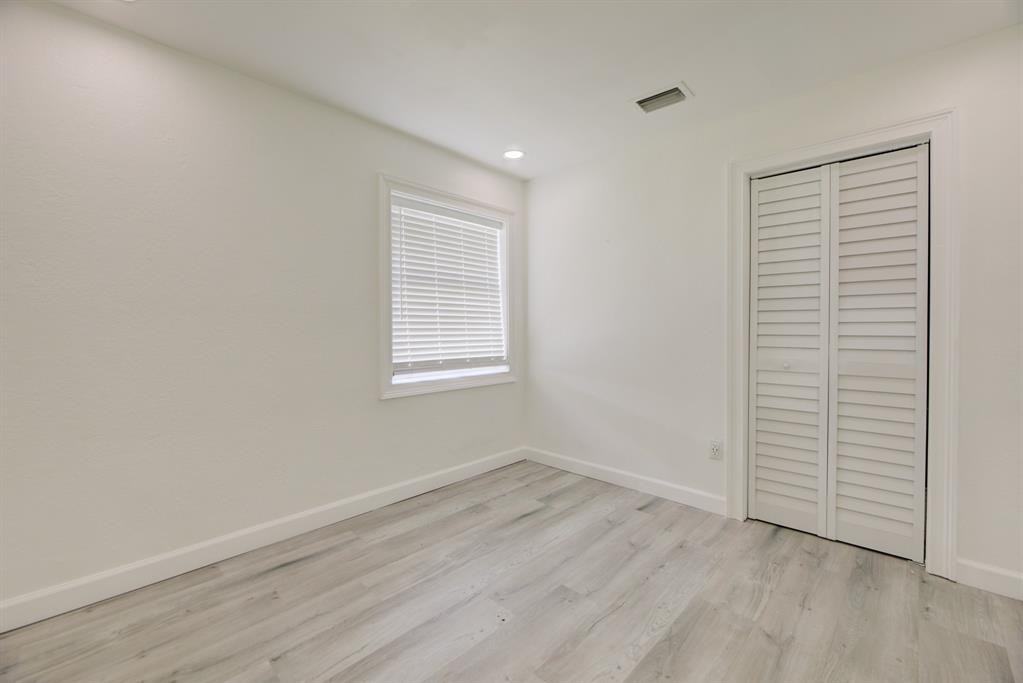 1317 Sw 31st St #1317 - Photo 3 of 28