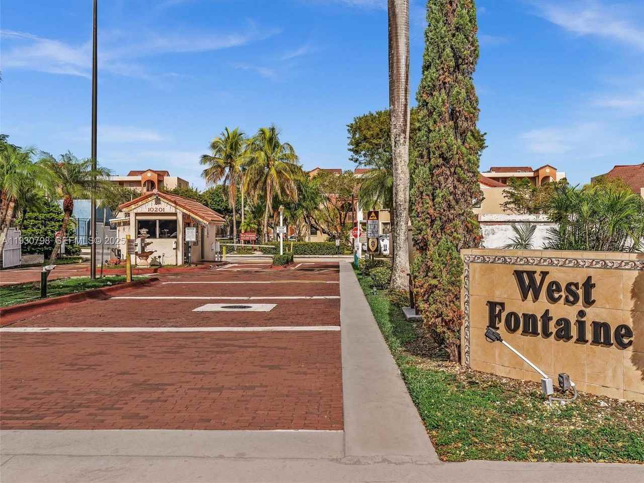 10241 Nw 9th Street Cir