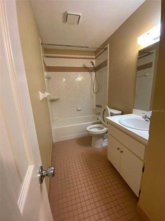 701 W Rosewood Ln #701-701 - Photo 3 of 13