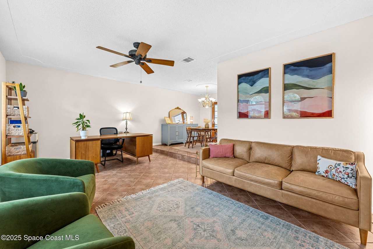 509 W Amherst Cir #509 - Photo 2 of 35