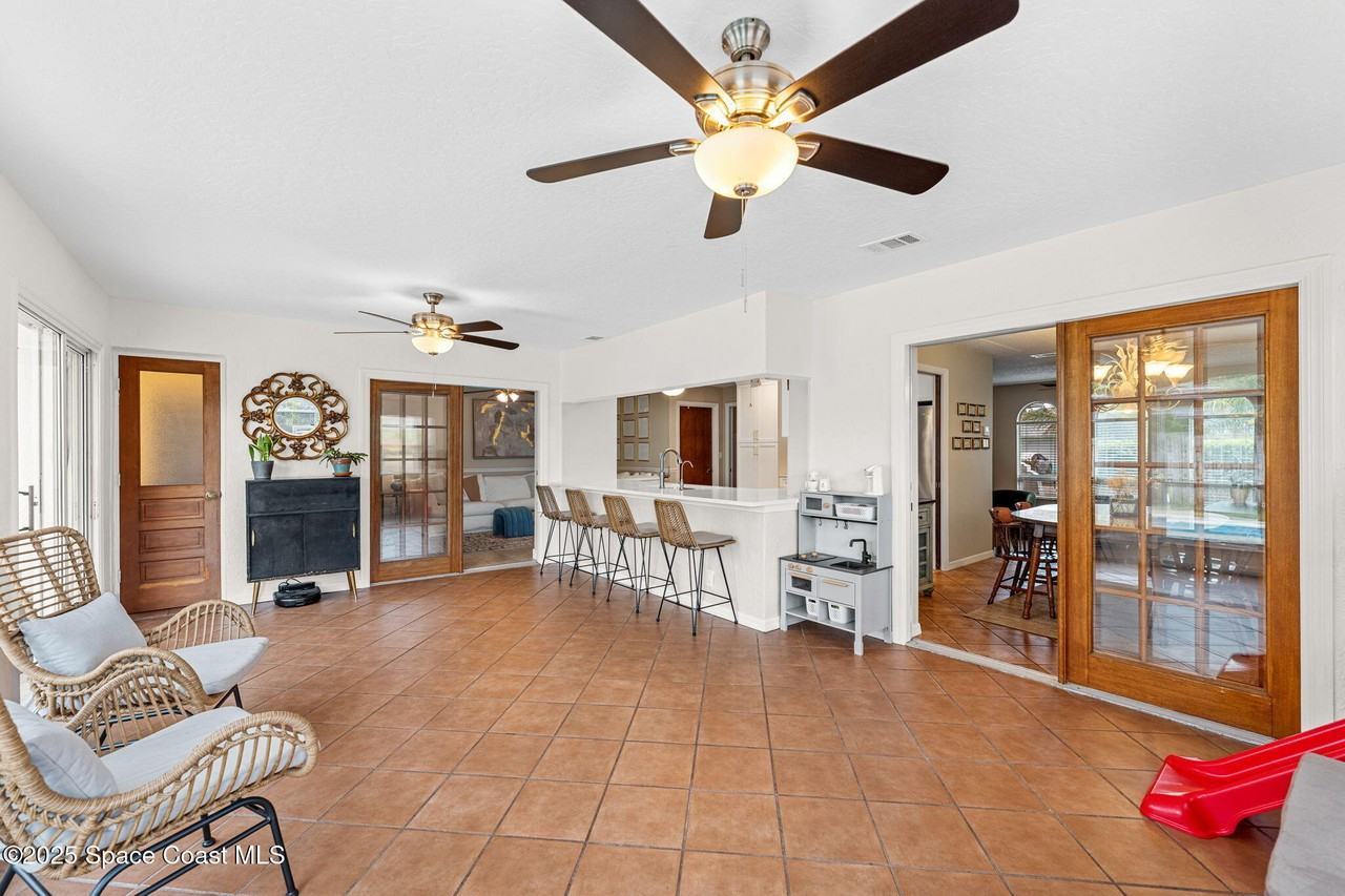 509 W Amherst Cir #509 - Photo 5 of 35