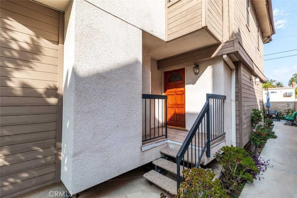 514 N Isabel St #514C - Photo 5 of 36