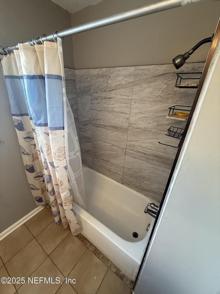 4026 Cedar Island Rd E #4026 - Photo 5 of 26