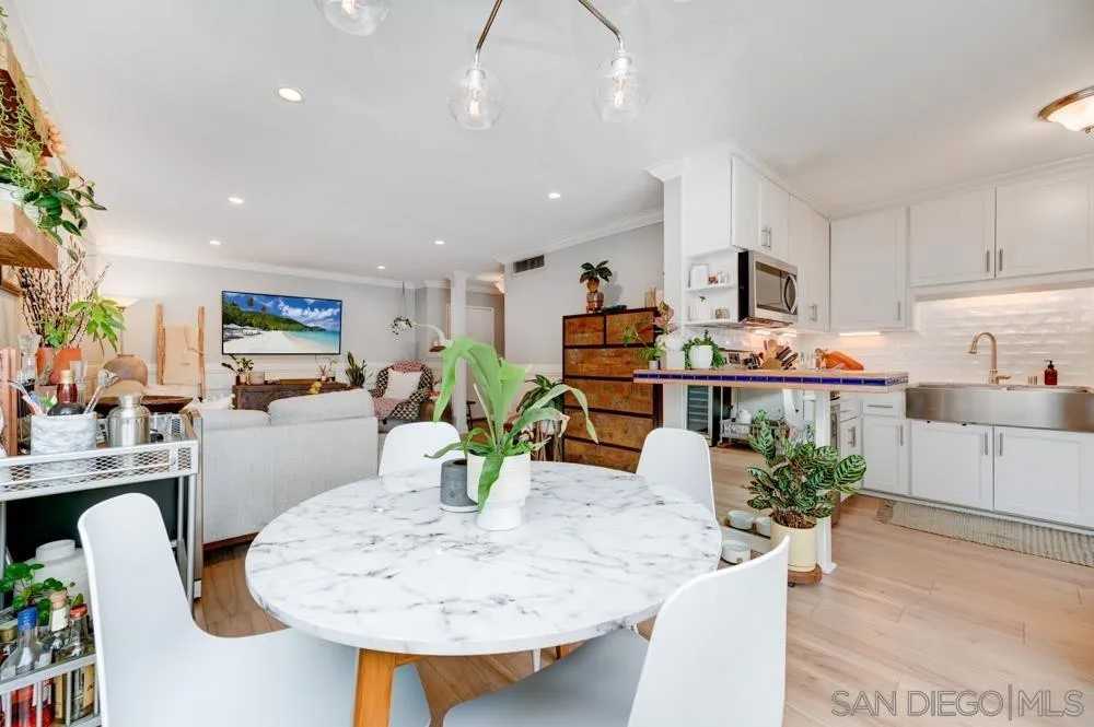 140 Walnut Ave #1402D - Photo 5 of 29