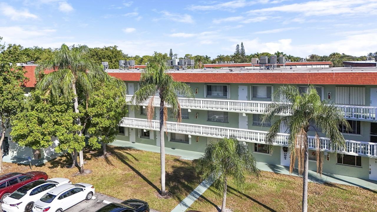 3100 Springdale Blvd #3100-314 - Photo 6 of 24