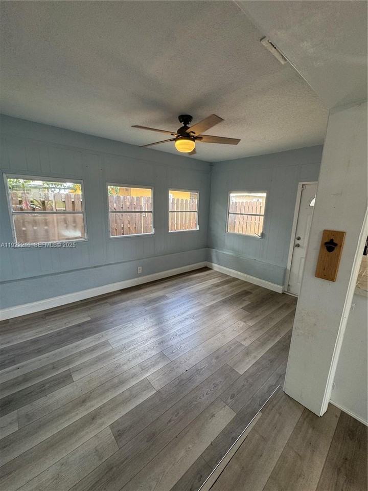 Sunrise Golf Village East #6868 - Photo 7 of 20