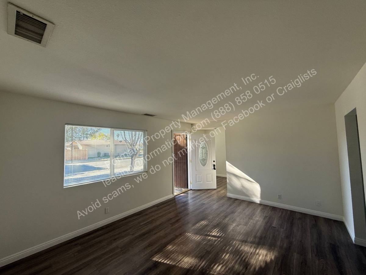 2328 San Padre Ave - Photo 4 of 10