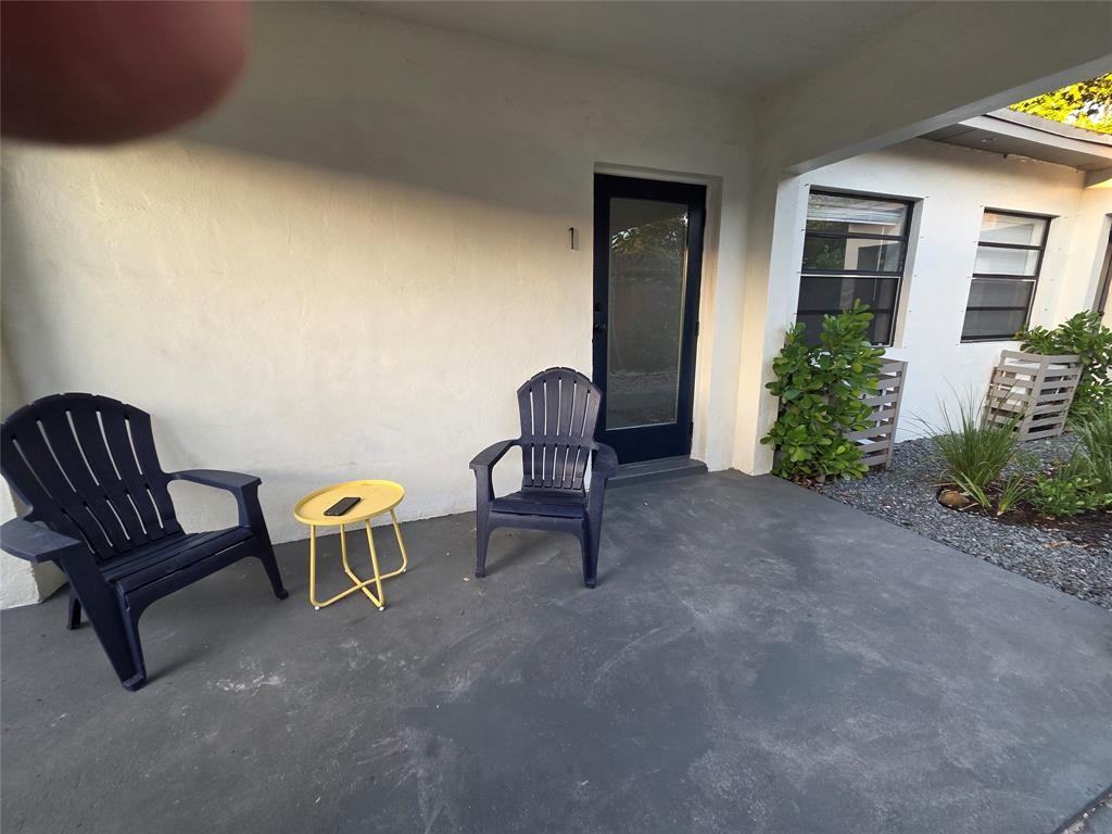 1110 Nw 6th Ave #1110-1 - Photo 7 of 8