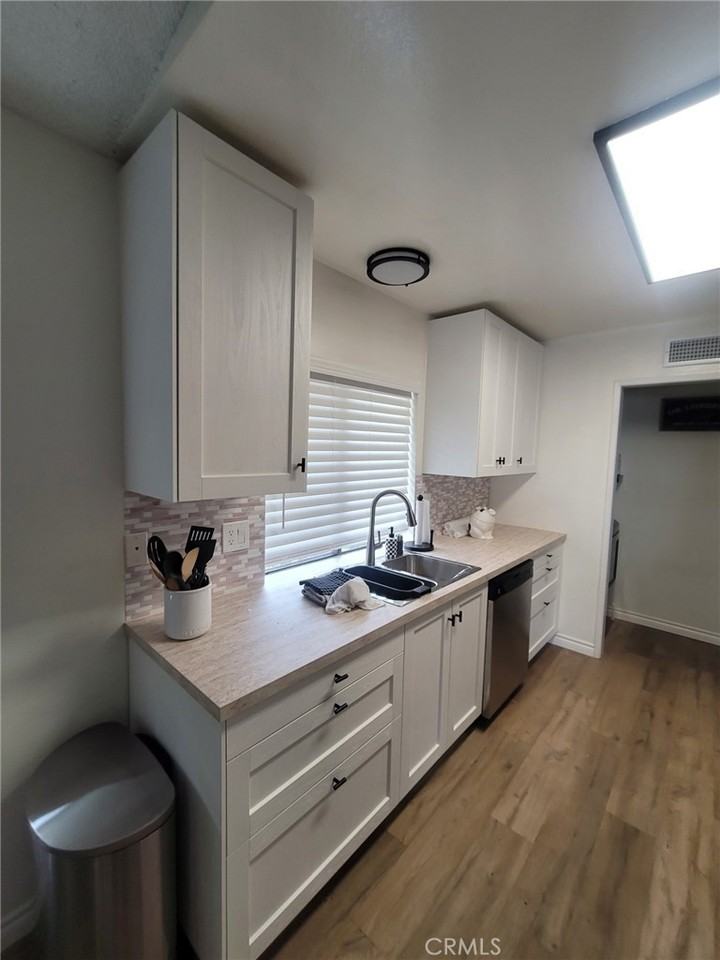 450 Shady Ct #450 - Photo 3 of 14