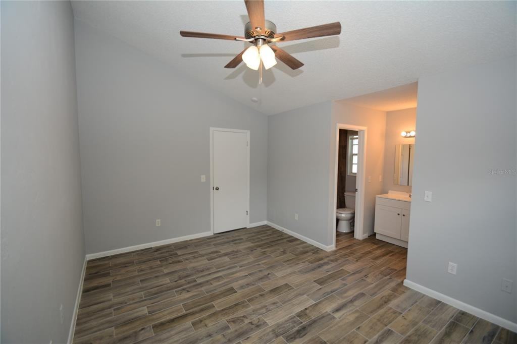 107 Brunswick Ln #107B - Photo 2 of 28