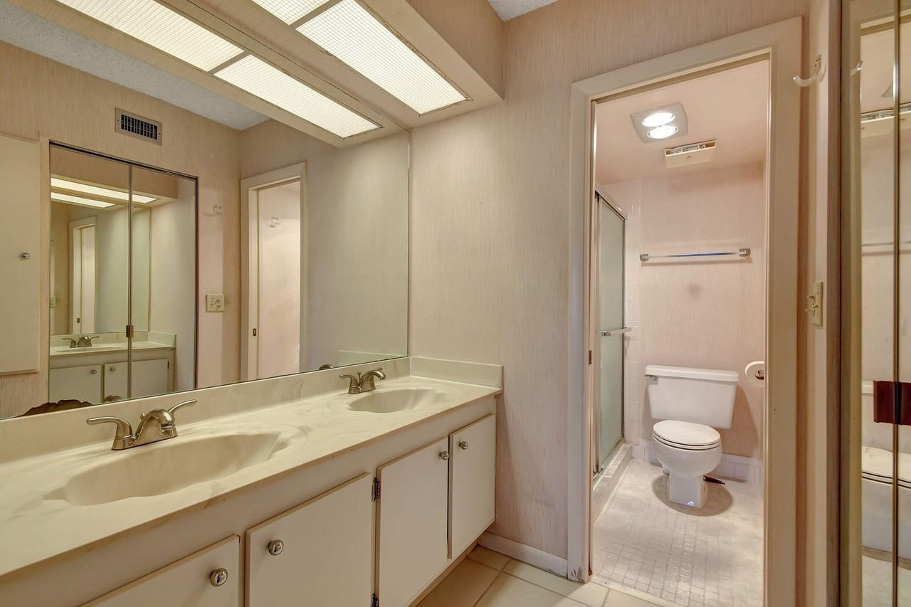 6768 10th Ave N #6768-113 - Photo 3 of 50