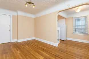 Sara Ann Apartments - Photo 1 of 1