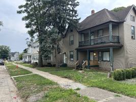 featured image of 243 S 5th Ave #243