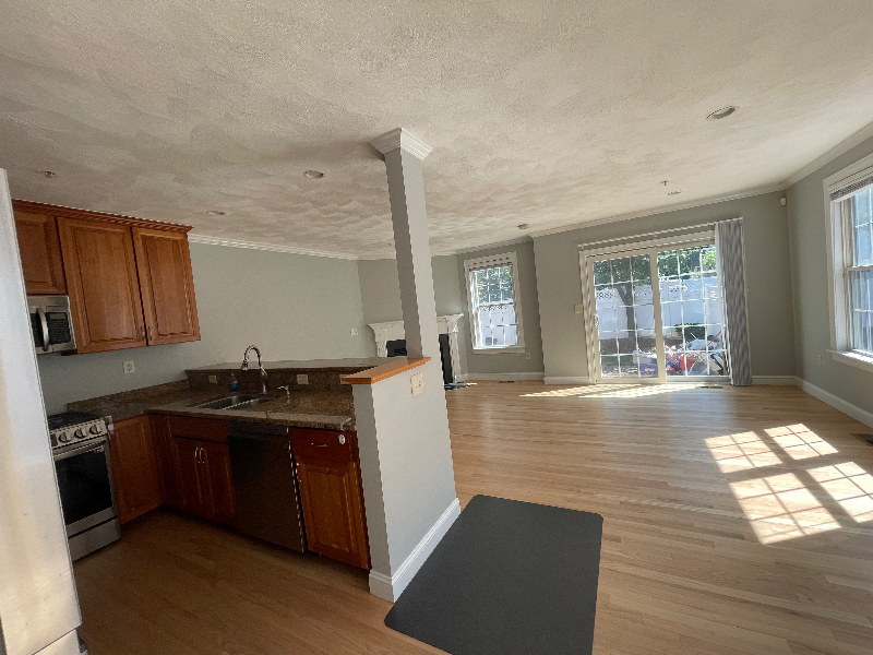 360 Charles St #6 - Photo 4 of 20