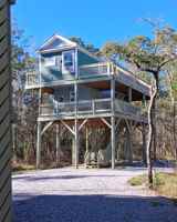 featured image of 589 Benard St #C