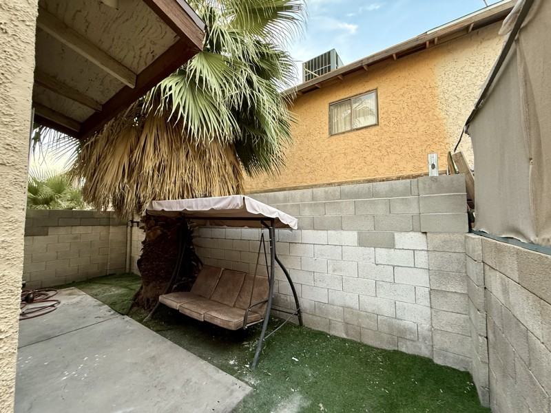 1215 Coach Ln - Photo 7 of 11