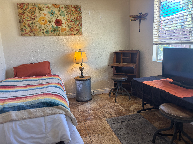 21355 Webster Ave #I - Photo 2 of 5