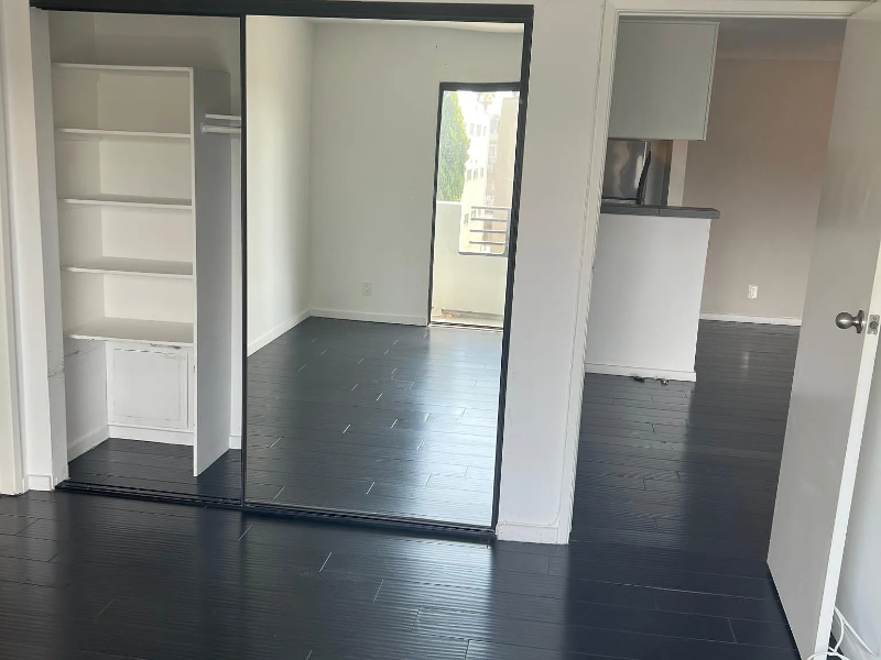 7531 Hampton Ave #201 - Photo 3 of 4