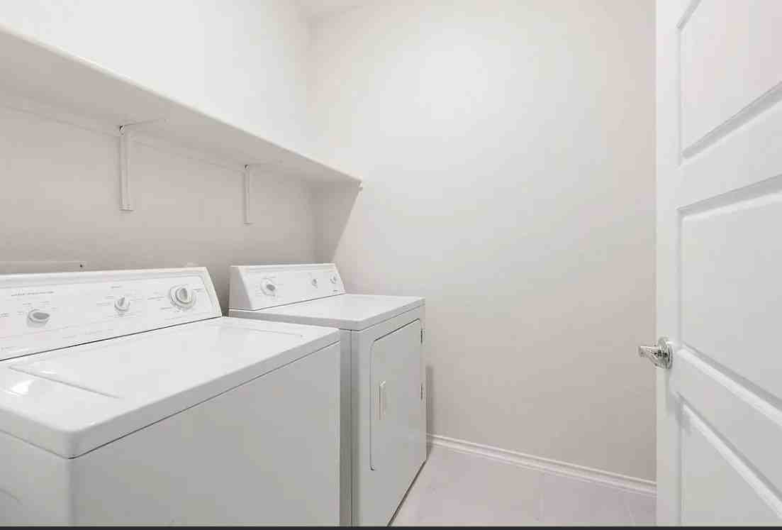 100 Jarbridge Dr #NA - Photo 4 of 9