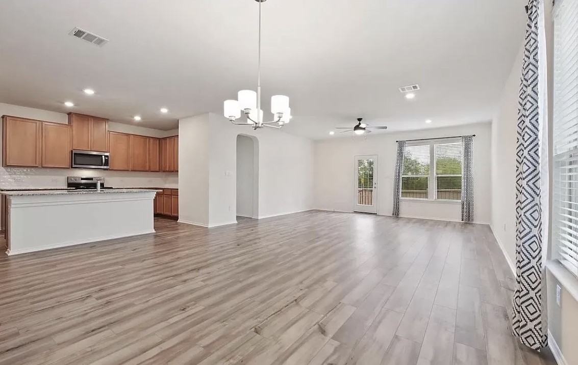 100 Jarbridge Dr #NA - Photo 6 of 9